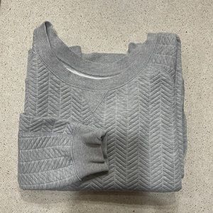 Prana sweatshirt size L.